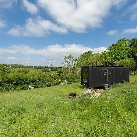 Secluded Offgrid Cabin W/ Sunset View & Fireplace Canterbury Buitenkant foto